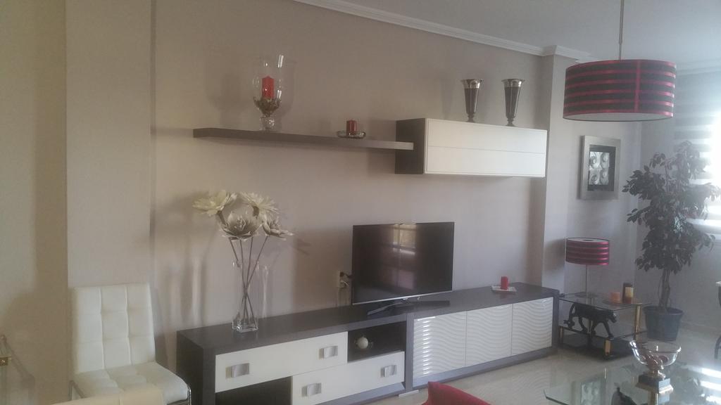 Apartamento Eduardo Dato Sevilha Exterior foto