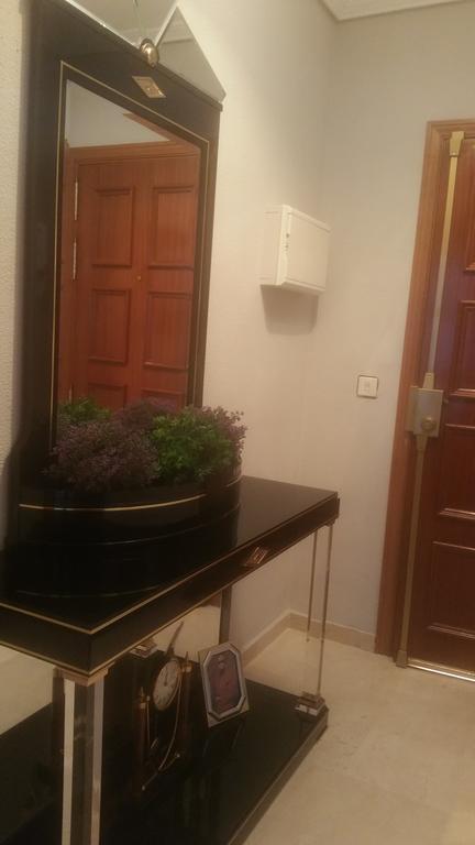 Apartamento Eduardo Dato Sevilha Exterior foto