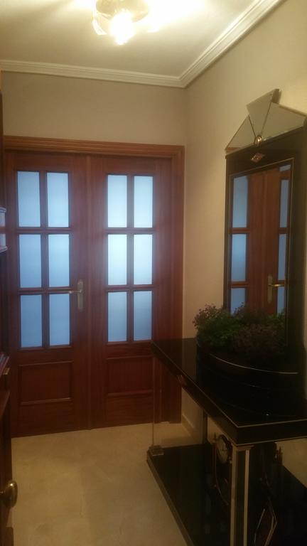 Apartamento Eduardo Dato Sevilha Exterior foto