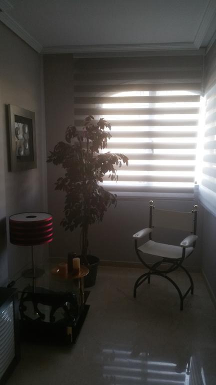Apartamento Eduardo Dato Sevilha Exterior foto