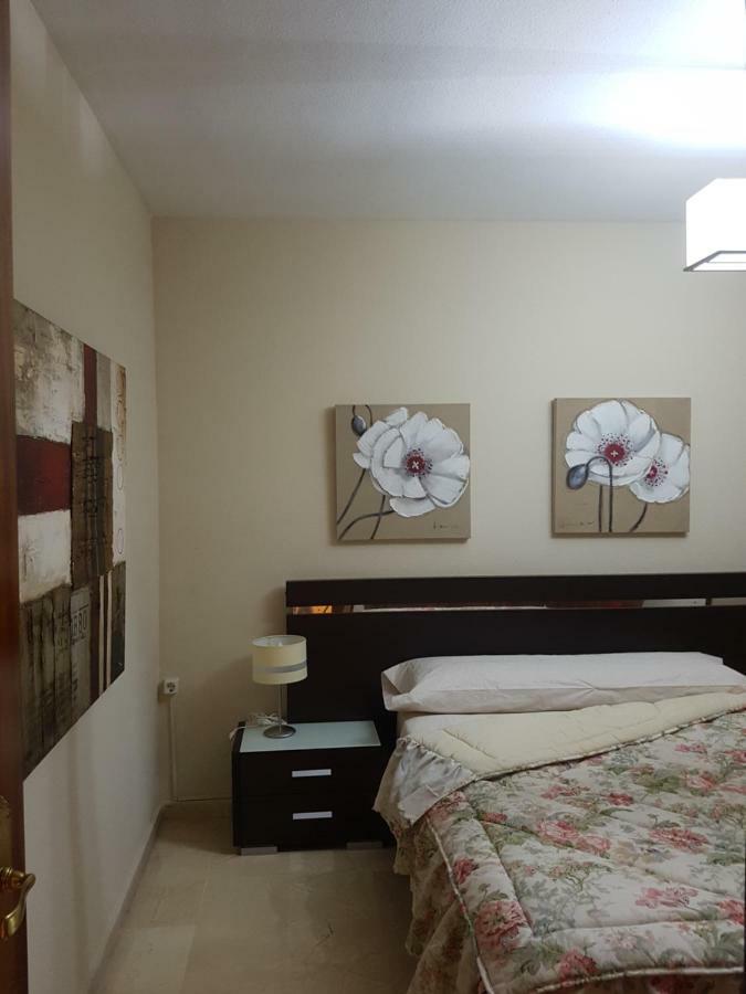 Apartamento Eduardo Dato Sevilha Exterior foto