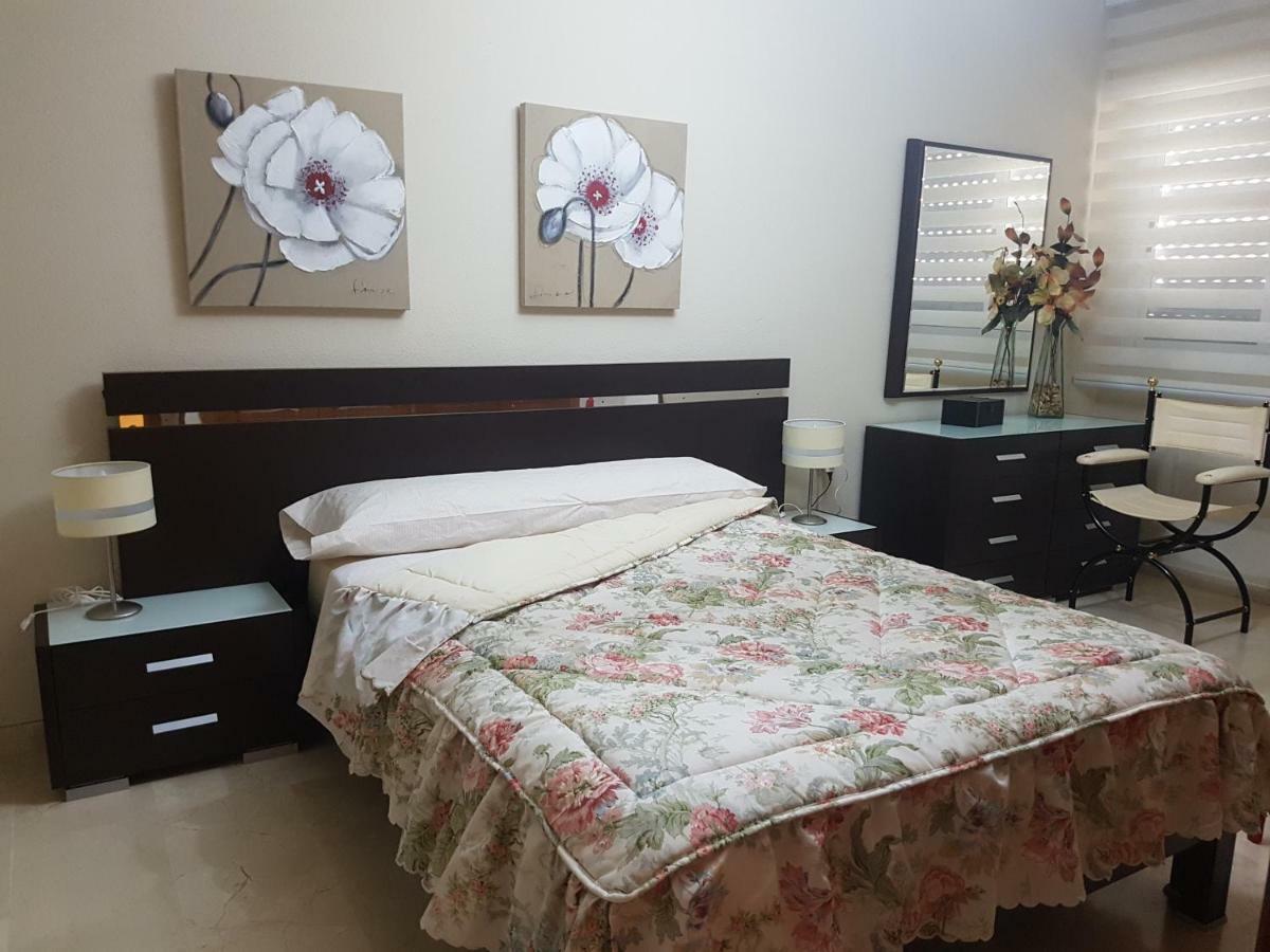 Apartamento Eduardo Dato Sevilha Exterior foto