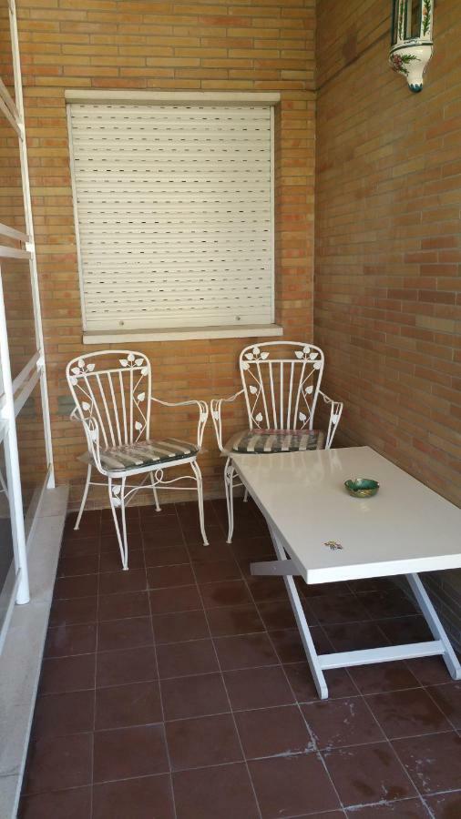Apartamento Eduardo Dato Sevilha Exterior foto